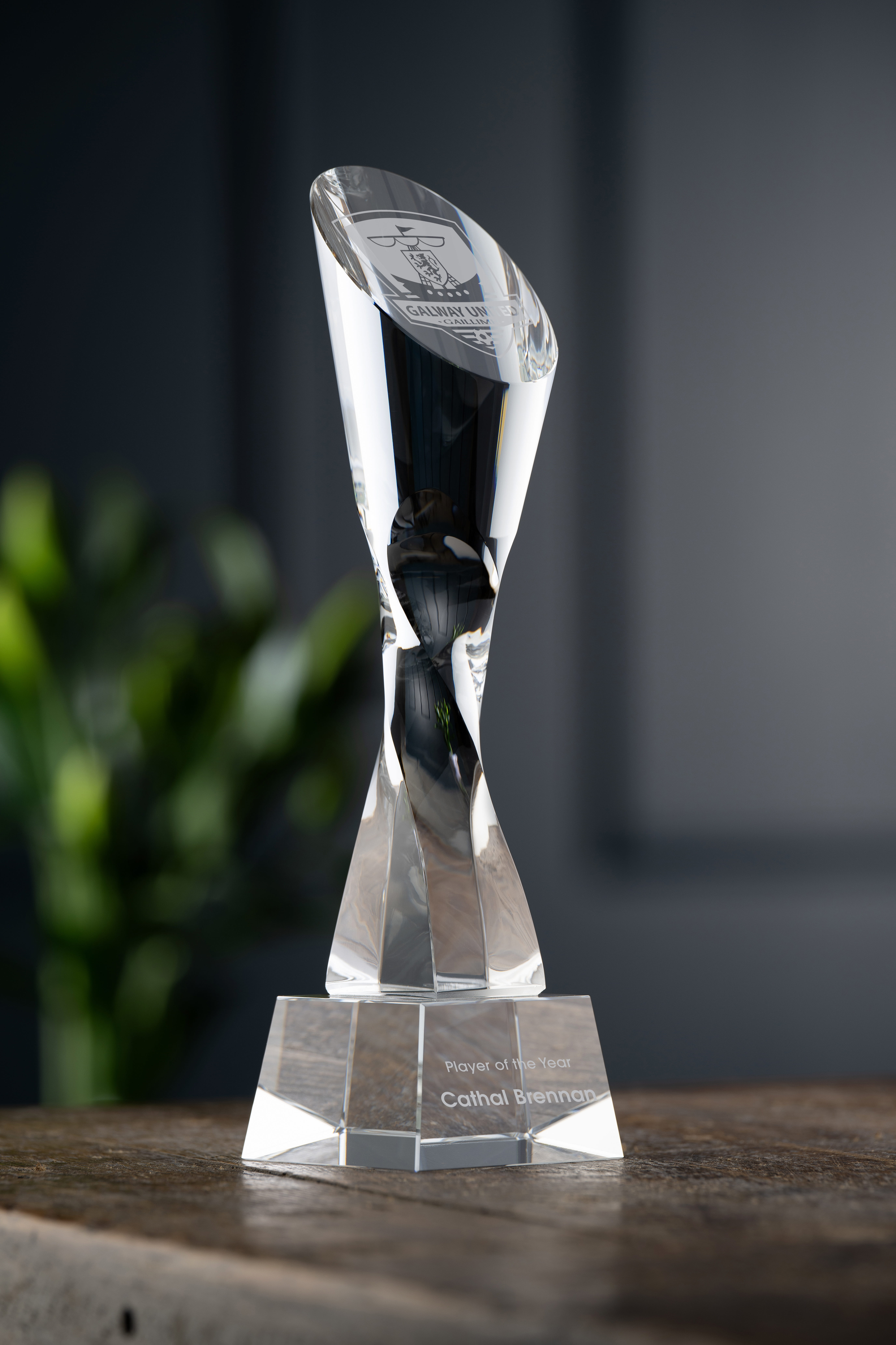 Twist Crystal Trophy Engraved