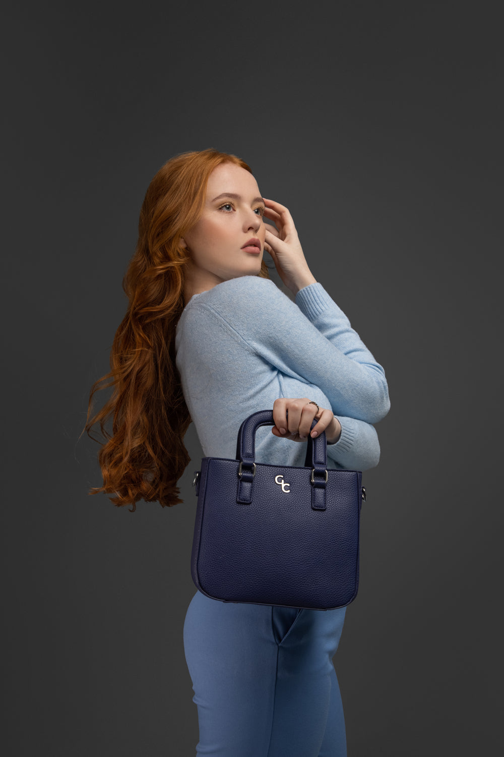Small navy leather handbag 2025